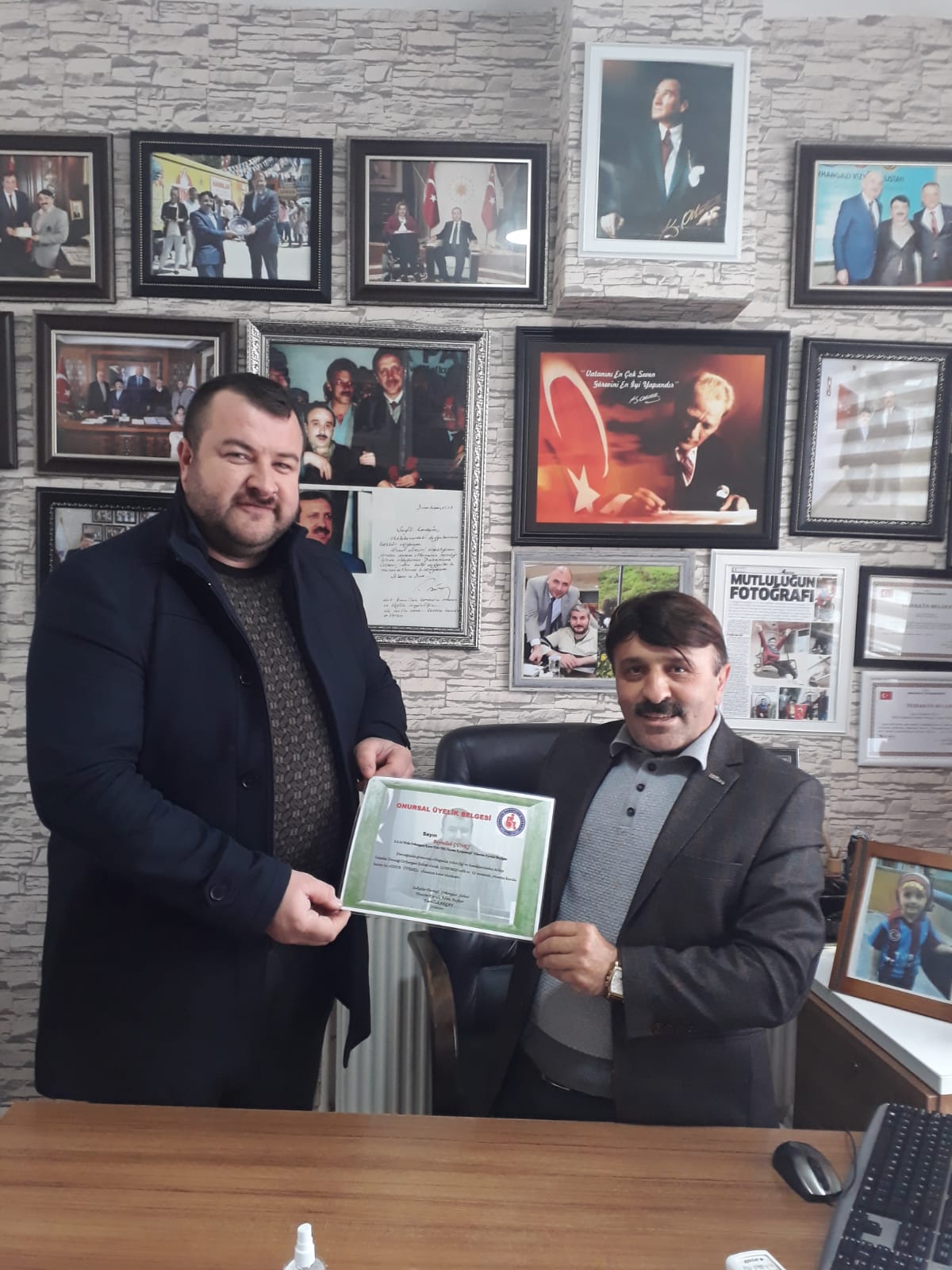 TAŞIYICILAR KOOPERATİFİNDEN TÜRKİYE SAKATLAR DERNEĞİ ORHANGAZİ ŞUBESİNE  MEDİKAL MALZEME DESTEĞİ