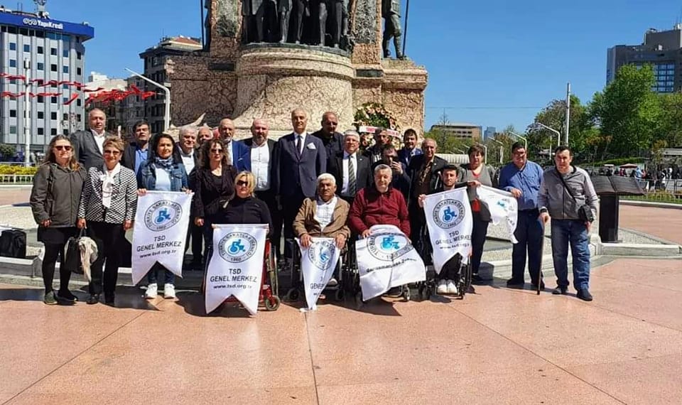 TSD GENEL MERKEZ YÖNETİMİNDEN 10-16 MAYIS ENGELLİLER HAFTASI DOLAYISIYLA DÜZENLENEN TAKSİM PROGRAMI!